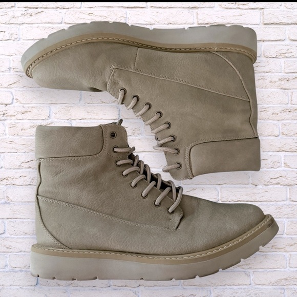 Cliff Shoes - CLIFFS BY WHITE MOUNTAIN Women's Ankle Boot Size 7.5